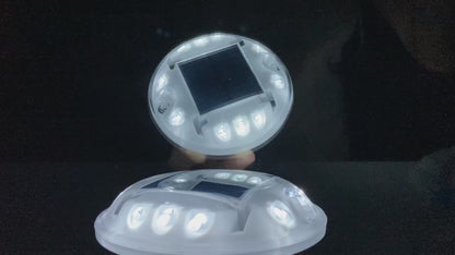 White Anchor/courtesy/Deck light Automatic/photocell